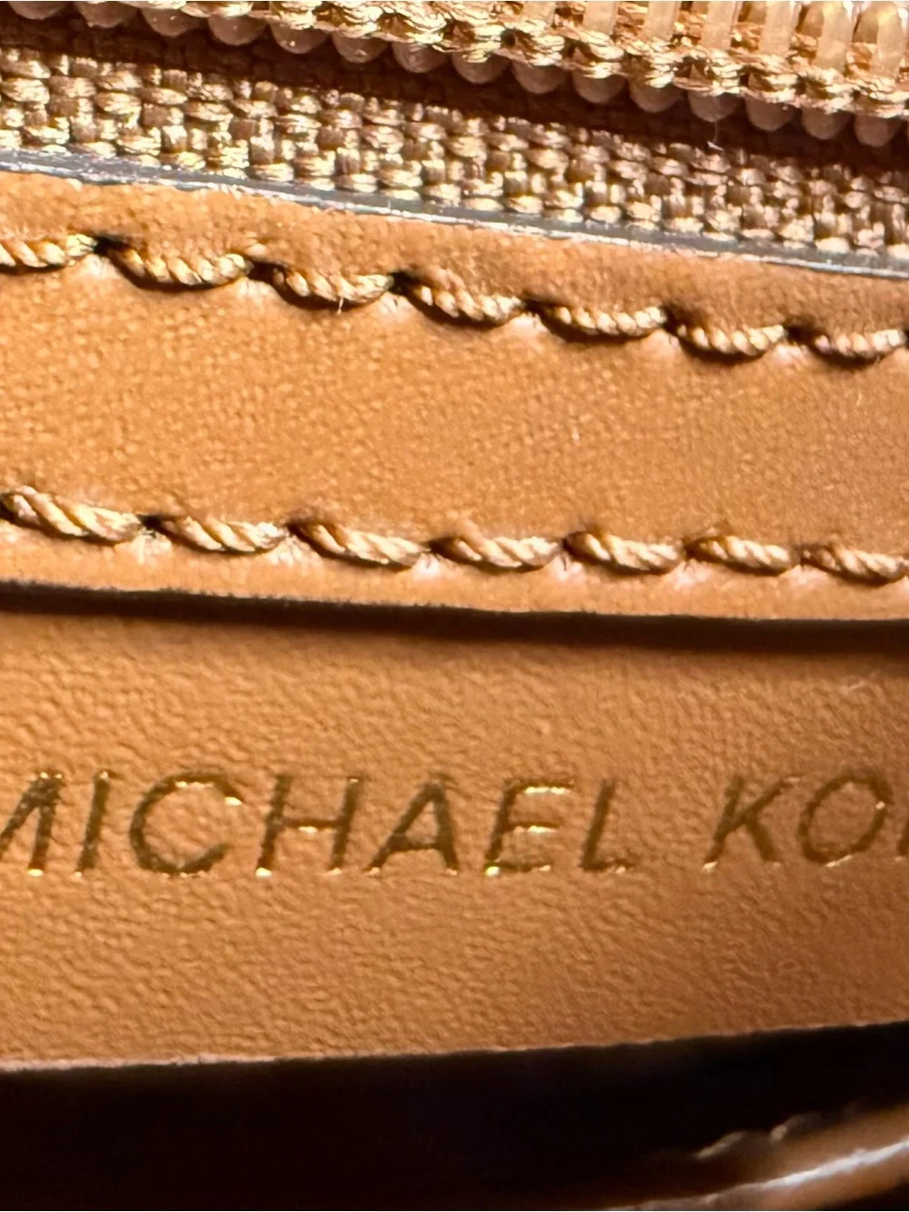 Michael Kors Mercer Gallery Satchel Brown Signature MK Logo
Crossbody Bag EUC - Picture 8 of 16